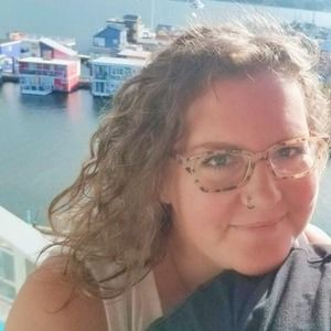 Meet your Posher, Anika